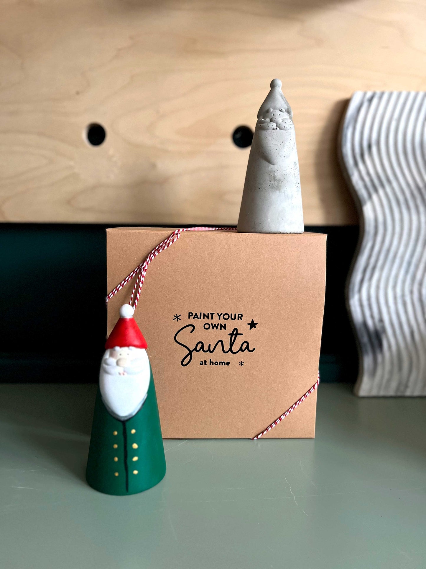 'Paint your own Santa' Gift Box