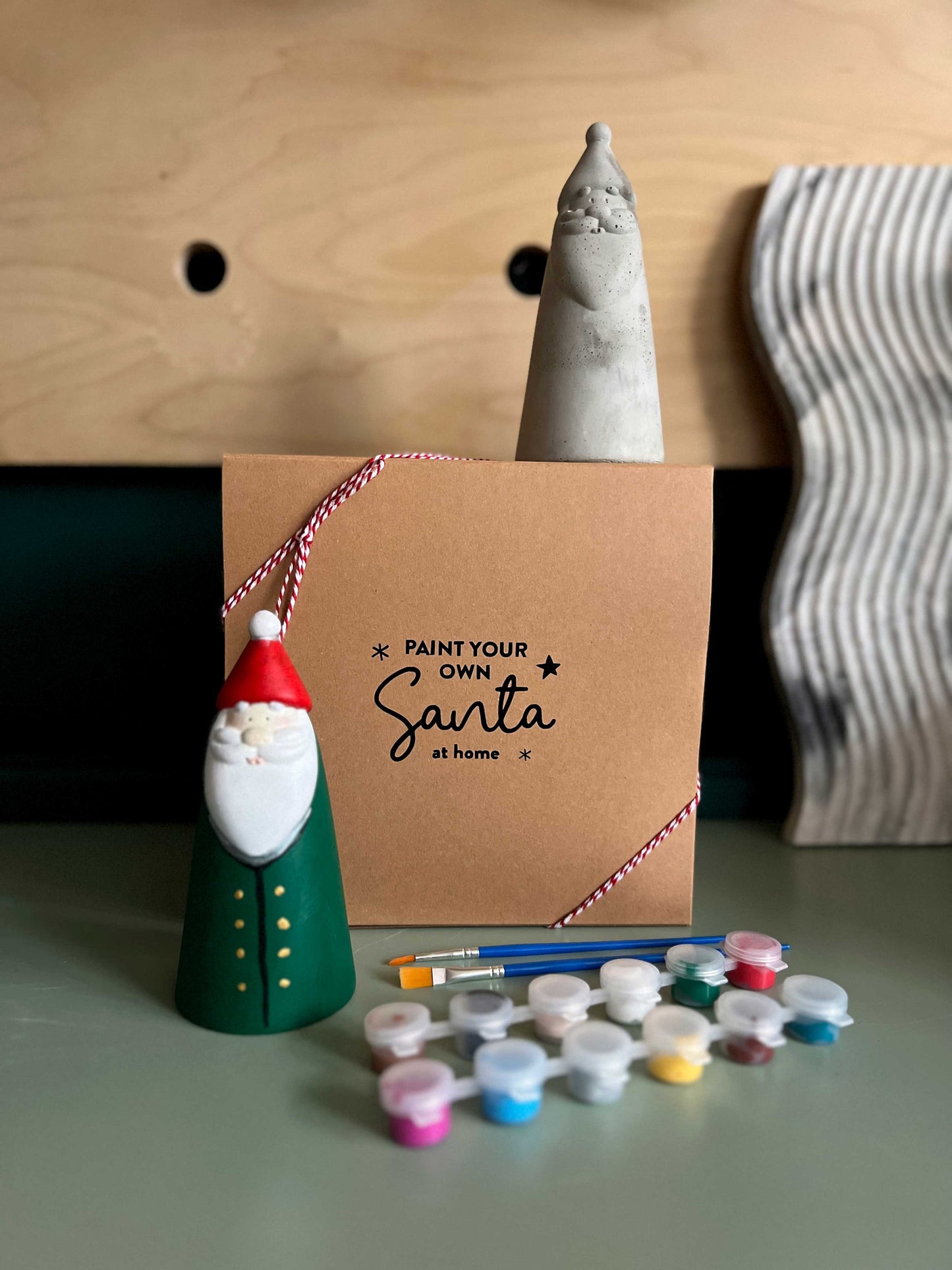 'Paint your own Santa' Gift Box
