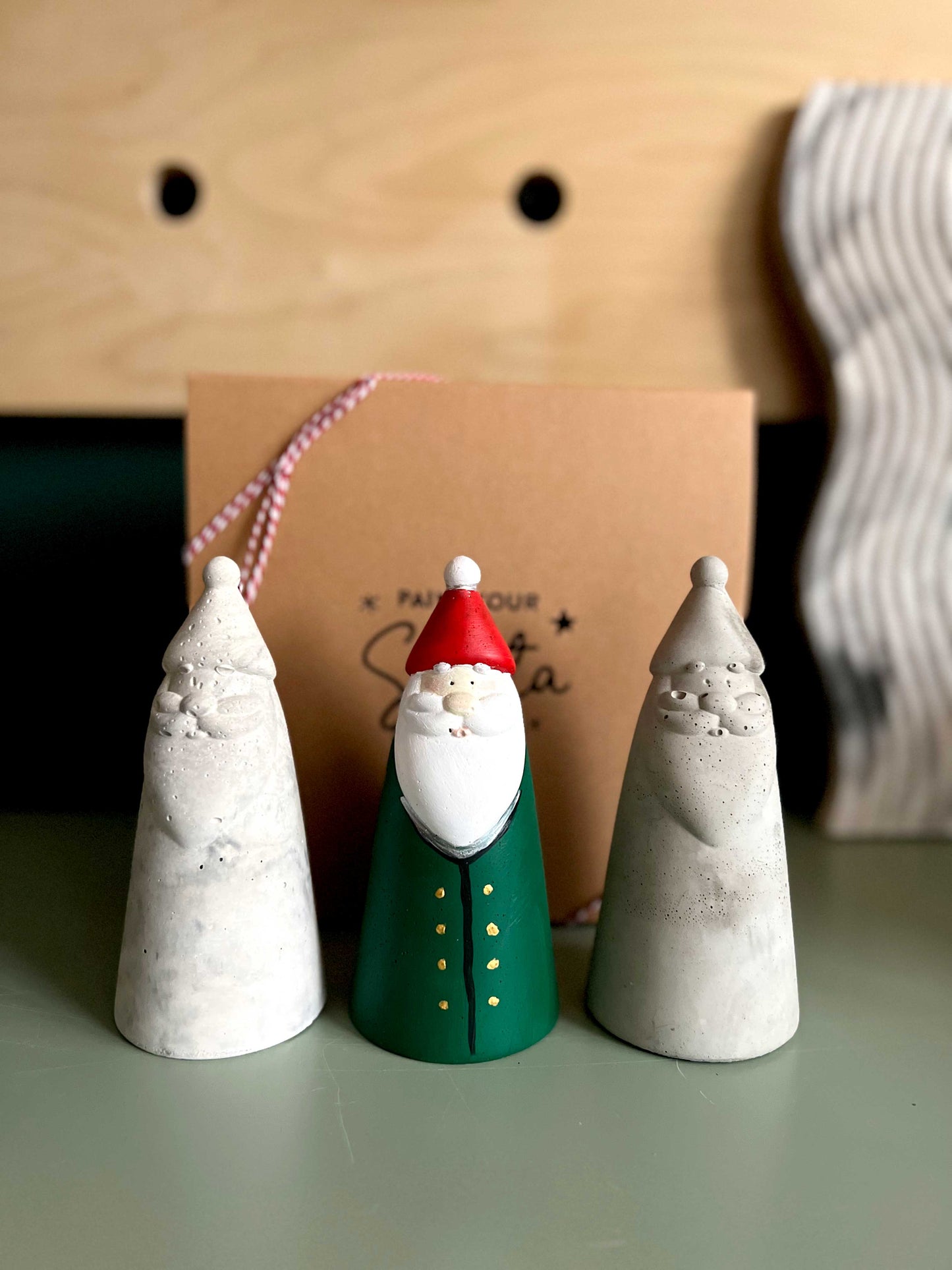 'Paint your own Santa' Gift Box
