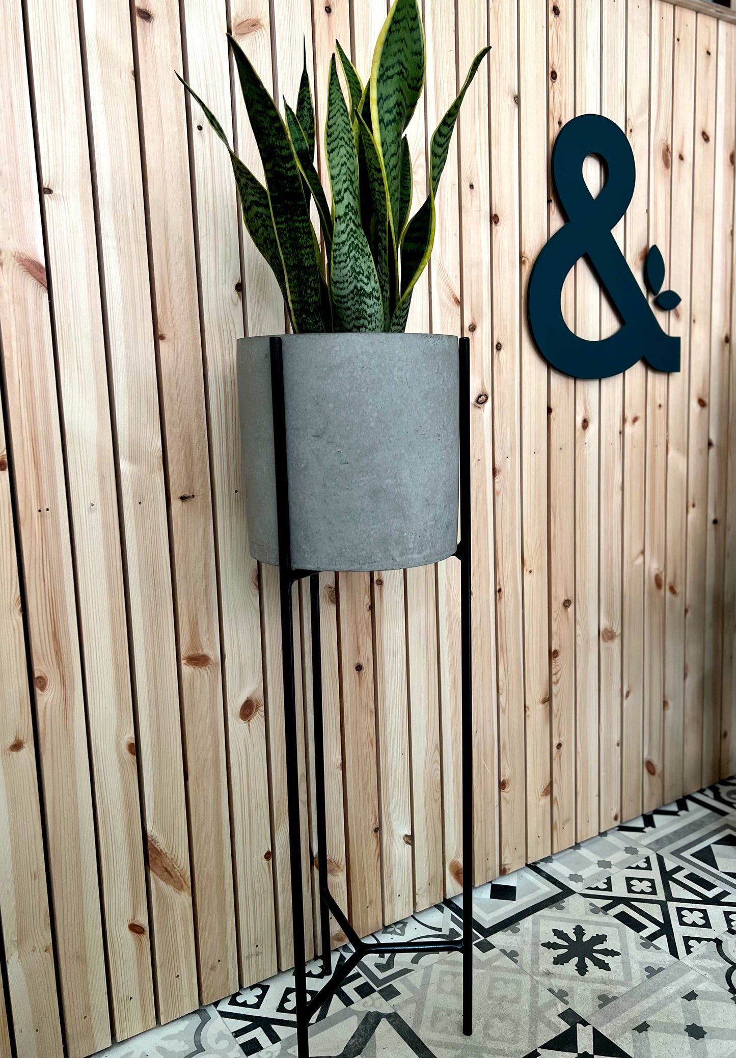 Handcrafted Metal Pot Stand