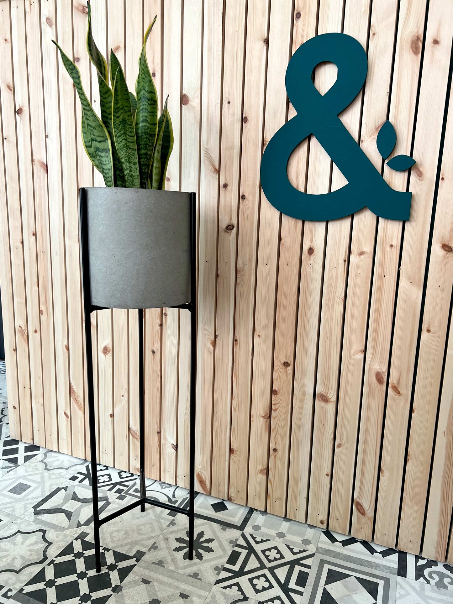 Handcrafted Metal Pot Stand