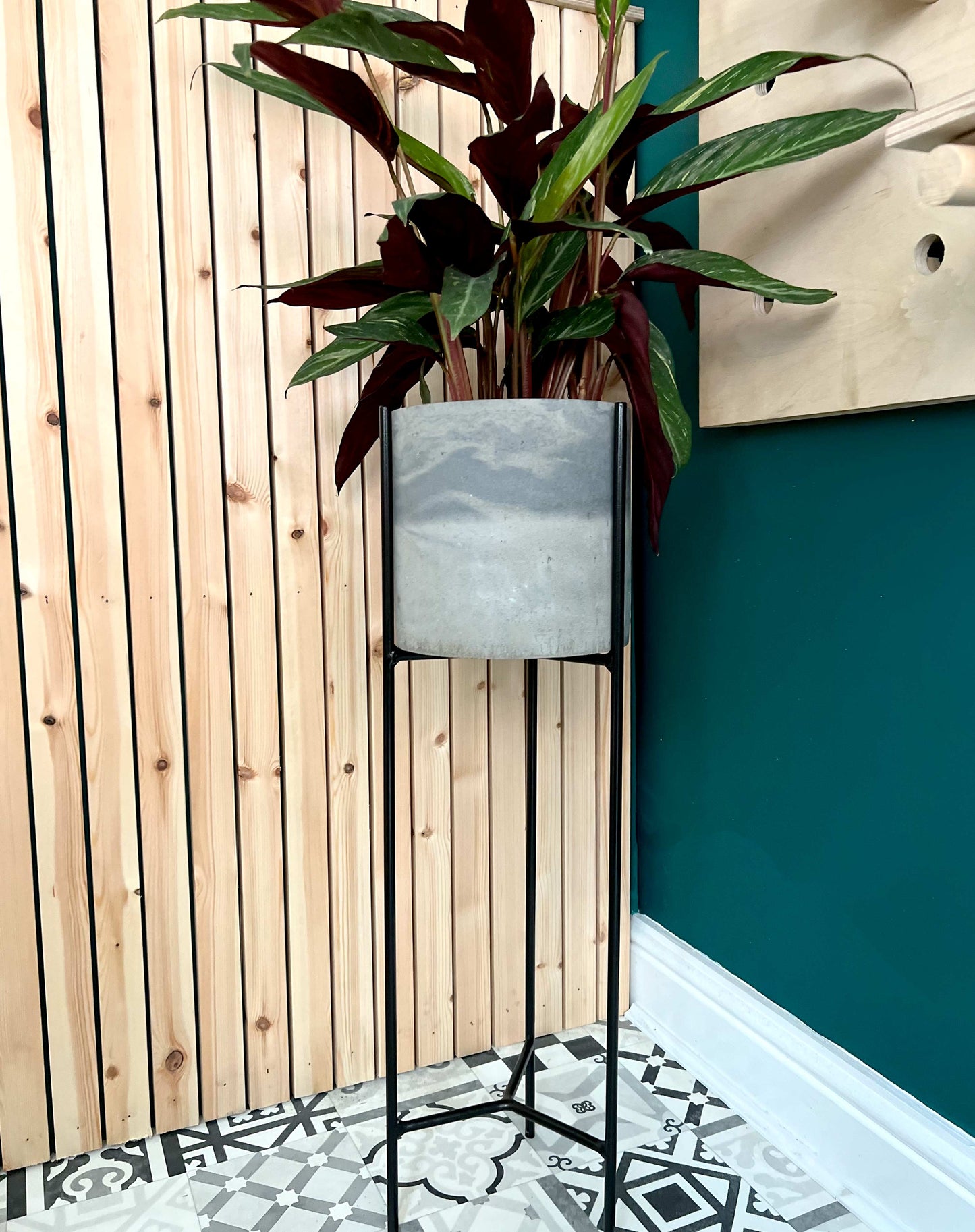 Handcrafted Metal Pot Stand